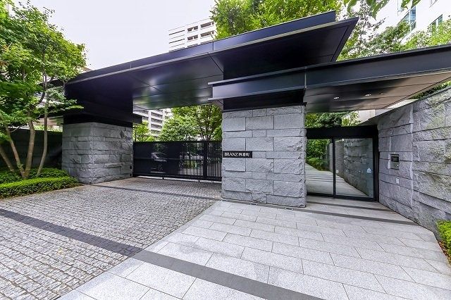 ブランズ四番町 エントランス