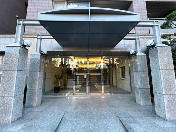 ビラカーサ四谷四丁目 駐車場