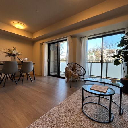 バウス目白御留山 リビング バウス目白御留山 リビング