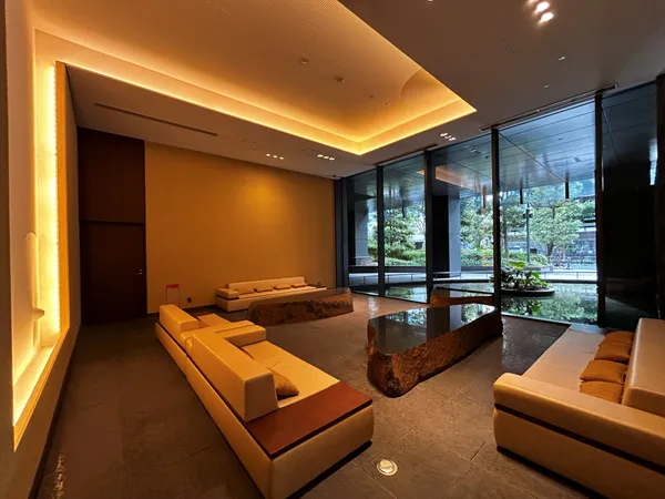 エントランスロビー