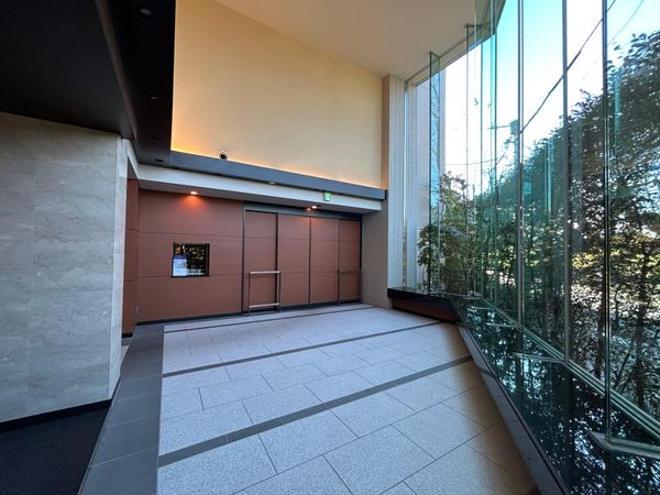 ブランズ九段北 エントランス