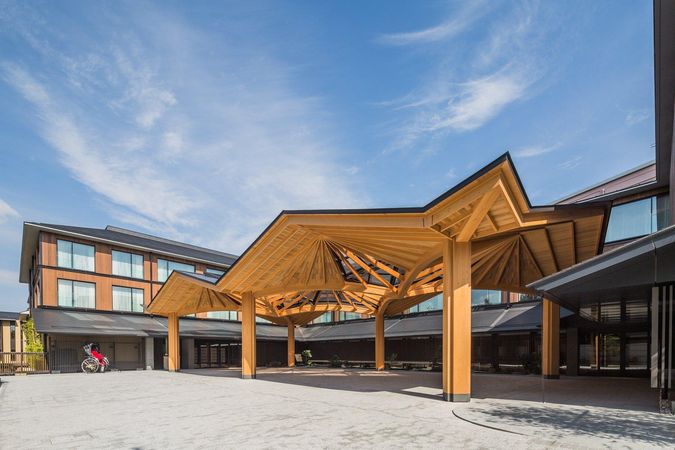 FOUR SEASONS HOTEL RESIDENCES KYOTO エントランス