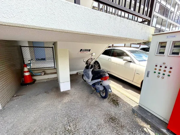 バイク置場