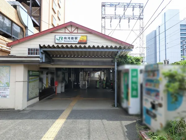 徒歩3分。