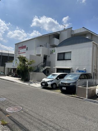 ラ・ブローカル 外観 ラ・ブローカル 外観