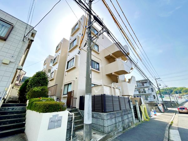 ロワール栗木台 外観