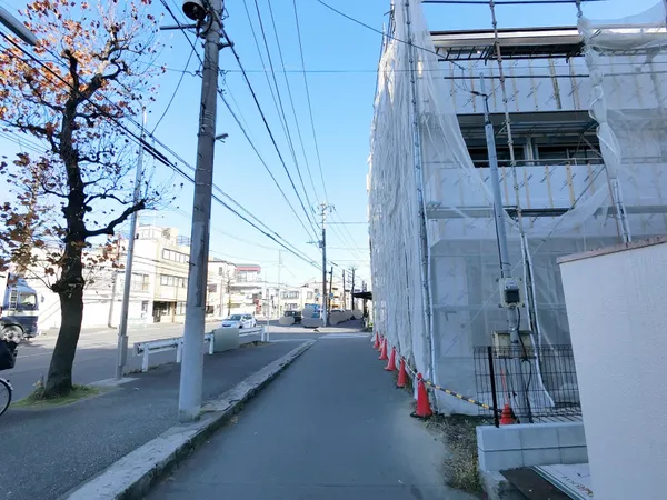 前面道路（令和６年１２月撮影）