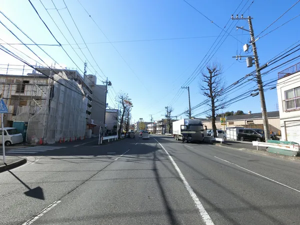 前面道路（令和６年１２月撮影）