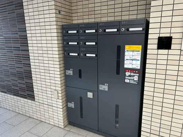 宅配ロッカー
