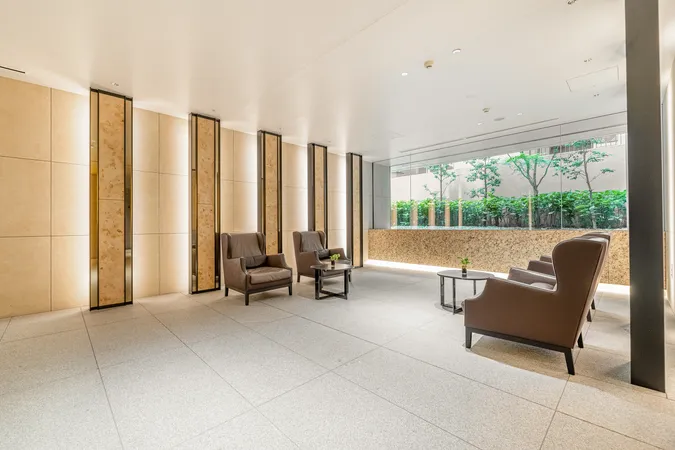 エントランスホール