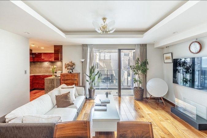 グランドヒルズ元麻布 リビング