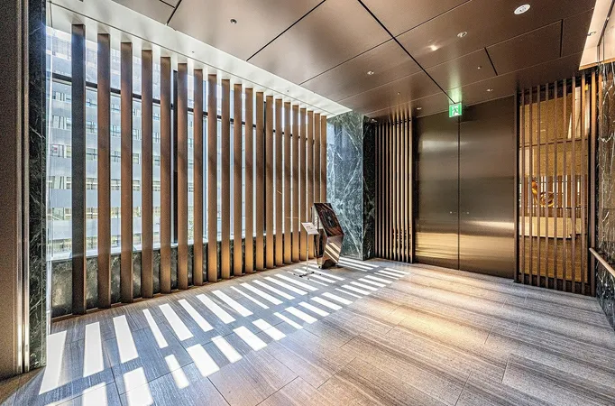 エントランスホール