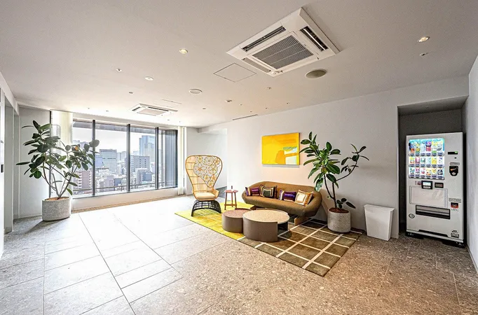 13階：コミュニケーションラウンジ