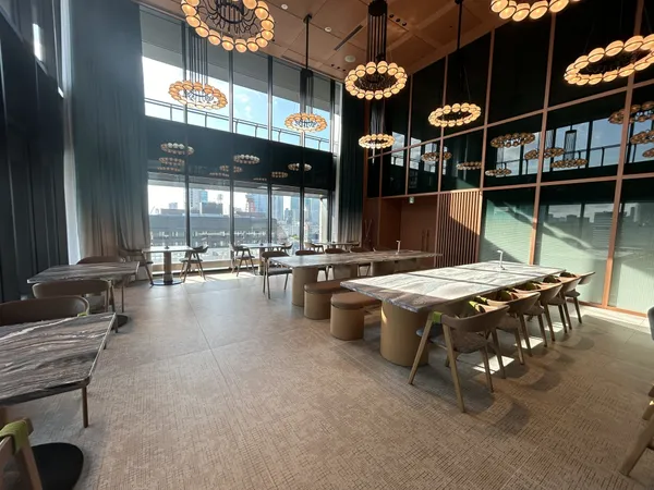 13階：パーティールーム