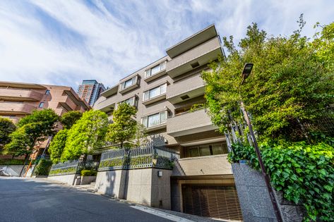 エル・コモド元麻布 外観