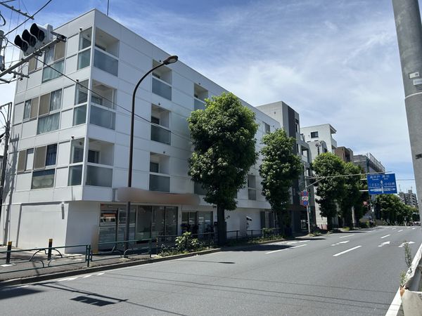 アーバンプレイス上野毛 前面道路含む外観 アーバンプレイス上野毛 前面道路含む外観