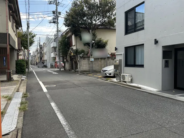 前面道路含む外観