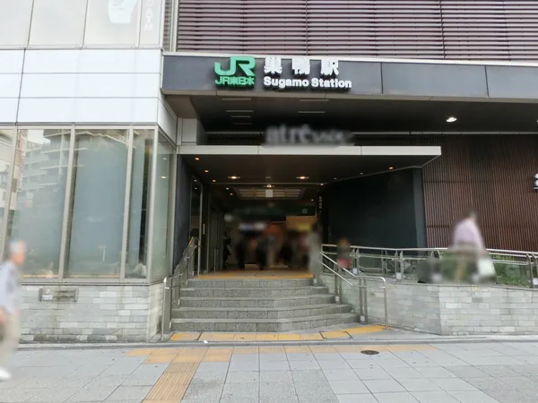 徒歩12分。