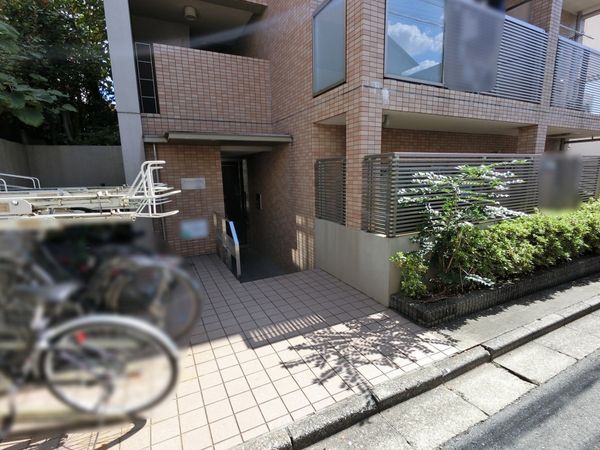 新宿区中井2丁目マンション【ロングウッドヒル中井】 エントランス 新宿区中井2丁目マンション【ロングウッドヒル中井】 エントランス