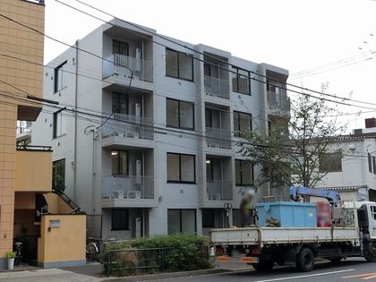 中野区松が丘1丁目マンション【カーサピアッツァ中野松が丘】 外観