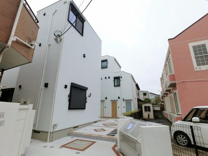 練馬区東大泉4丁目アパート【ソルナクレイシア大泉学園】 外観