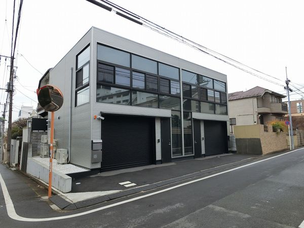 世田谷区奥沢1丁目アパート【OKUSAWA GARAGEHOUSE】 外観
