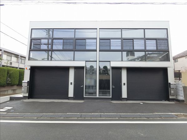 世田谷区奥沢1丁目アパート【OKUSAWA GARAGEHOUSE】 外観