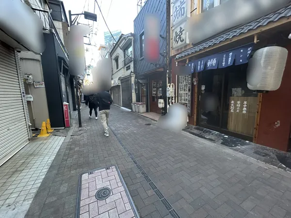 前面道路含む外観