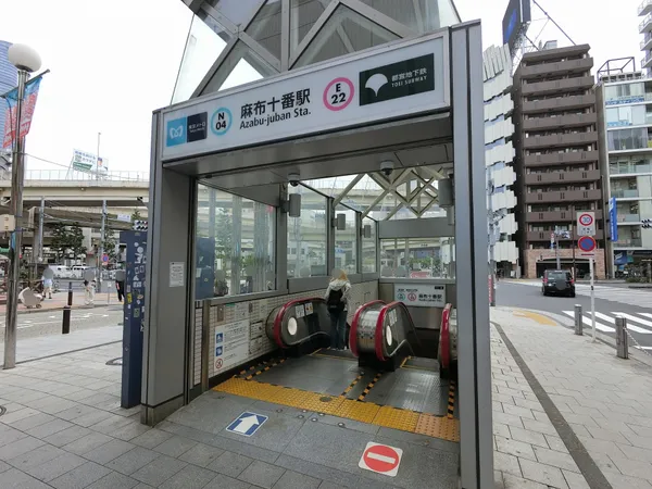 徒歩３分。