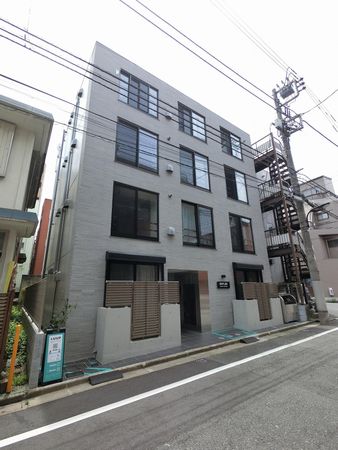 早稲田鶴巻町一棟マンション 外観