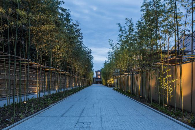 FOUR SEASONS HOTEL RESIDENCES KYOTO エントランス エントランス
