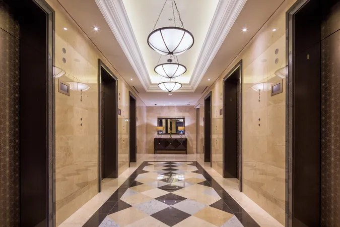 エレベーターホール