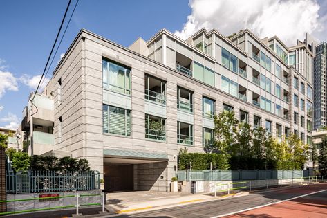 ブランズ六本木 ザ・レジデンス 外観