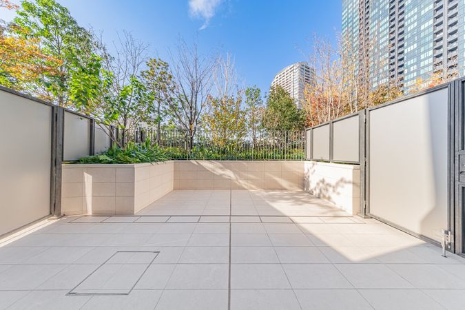 三田ガーデンヒルズ ウエストヒル 庭