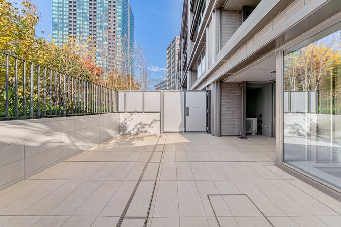 三田ガーデンヒルズ ウエストヒル 庭