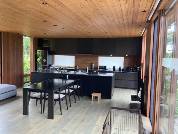 リビングダイニング