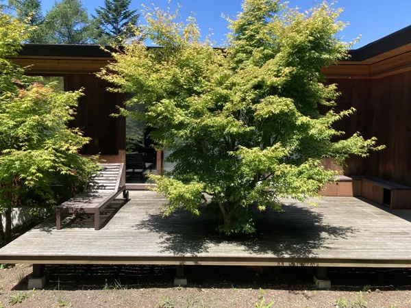 デッキバルコニー