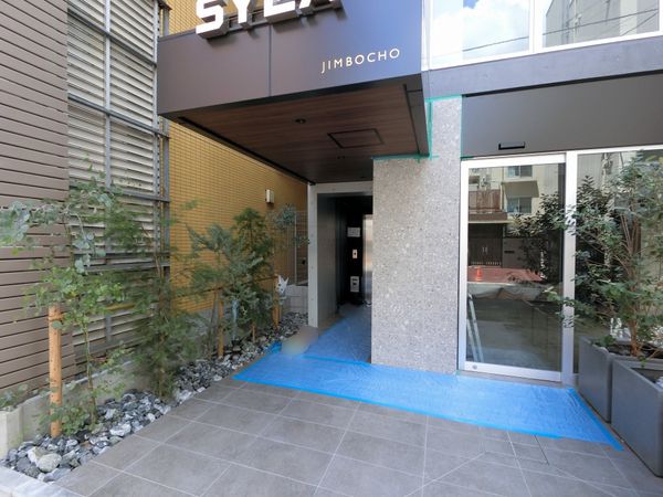千代田区神田神保町1丁目ビル【GRAN神保町】 エントランス 千代田区神田神保町1丁目ビル【GRAN神保町】 エントランス