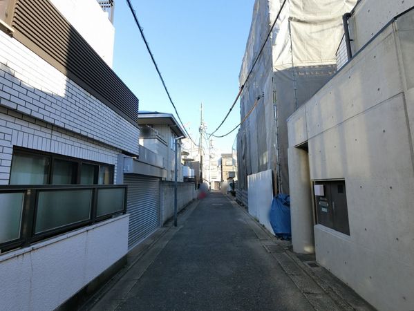 目黒区鷹番2丁目新築レジ 前面道路含む外観 目黒区鷹番2丁目新築レジ 前面道路含む外観