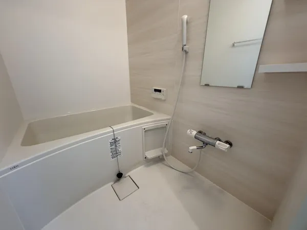 室内一例（バス）