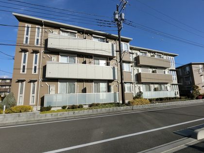 ロイジェントパークスレイクタウンⅡG棟 外観