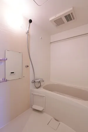 室内（302号室）