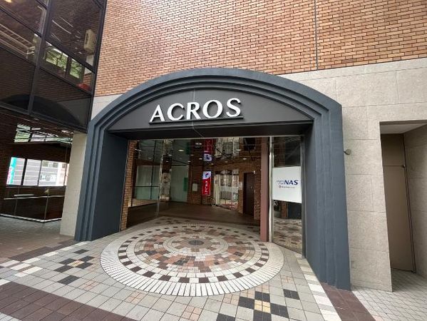 ■多摩市諏訪2丁目 アクロスビル エントランス エントランス