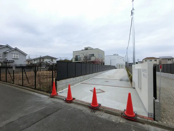 アプローチ（令和8年2月撮影）