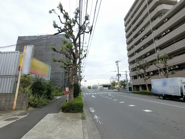 前面道路（令和６年１０月撮影）