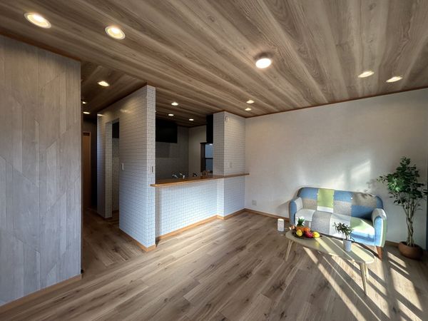 門真市城垣町 中古戸建 リビング 門真市城垣町 中古戸建 リビング