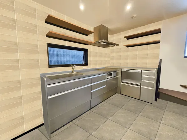 ※画像は実際の室内写真および間取り図をもとに、CGにて再現した「空室リフォームイメージ」であり、実際とは多少異なります。