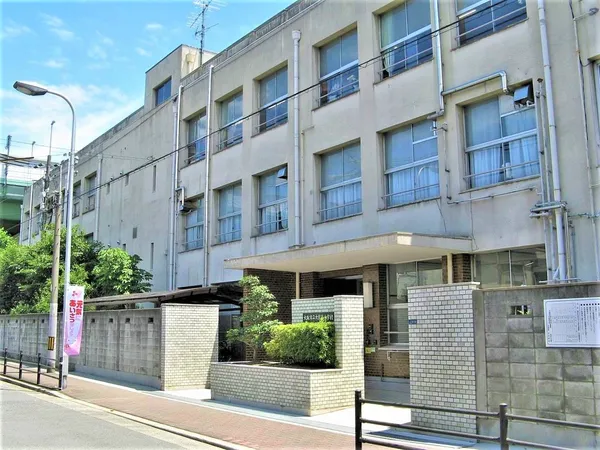 大阪市立大宮西小学校まで徒歩7分。