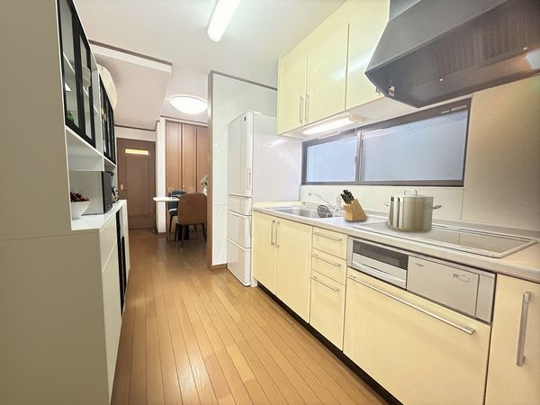 守口市金下町一丁目 戸建 リビング 守口市金下町一丁目 戸建 リビング