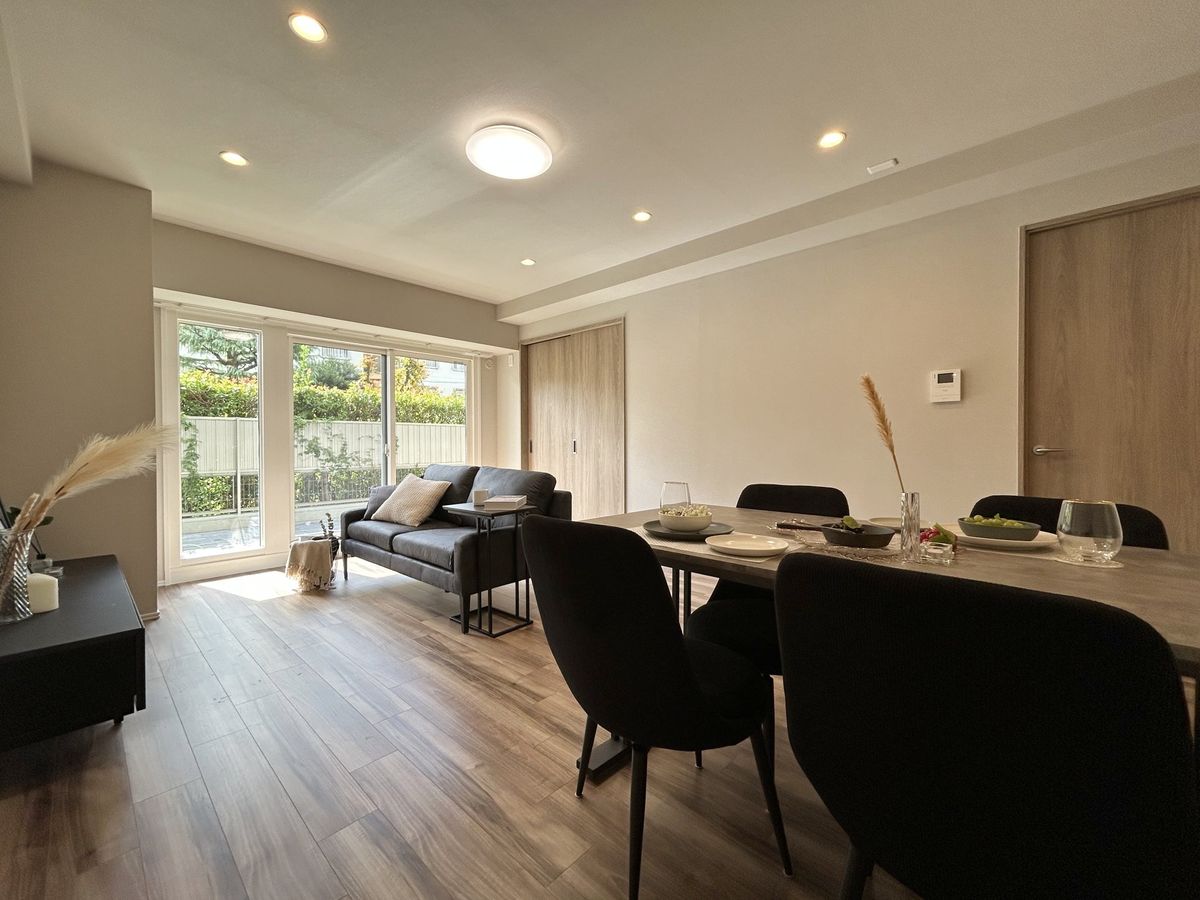 ルネ旭公園 リビング リビング